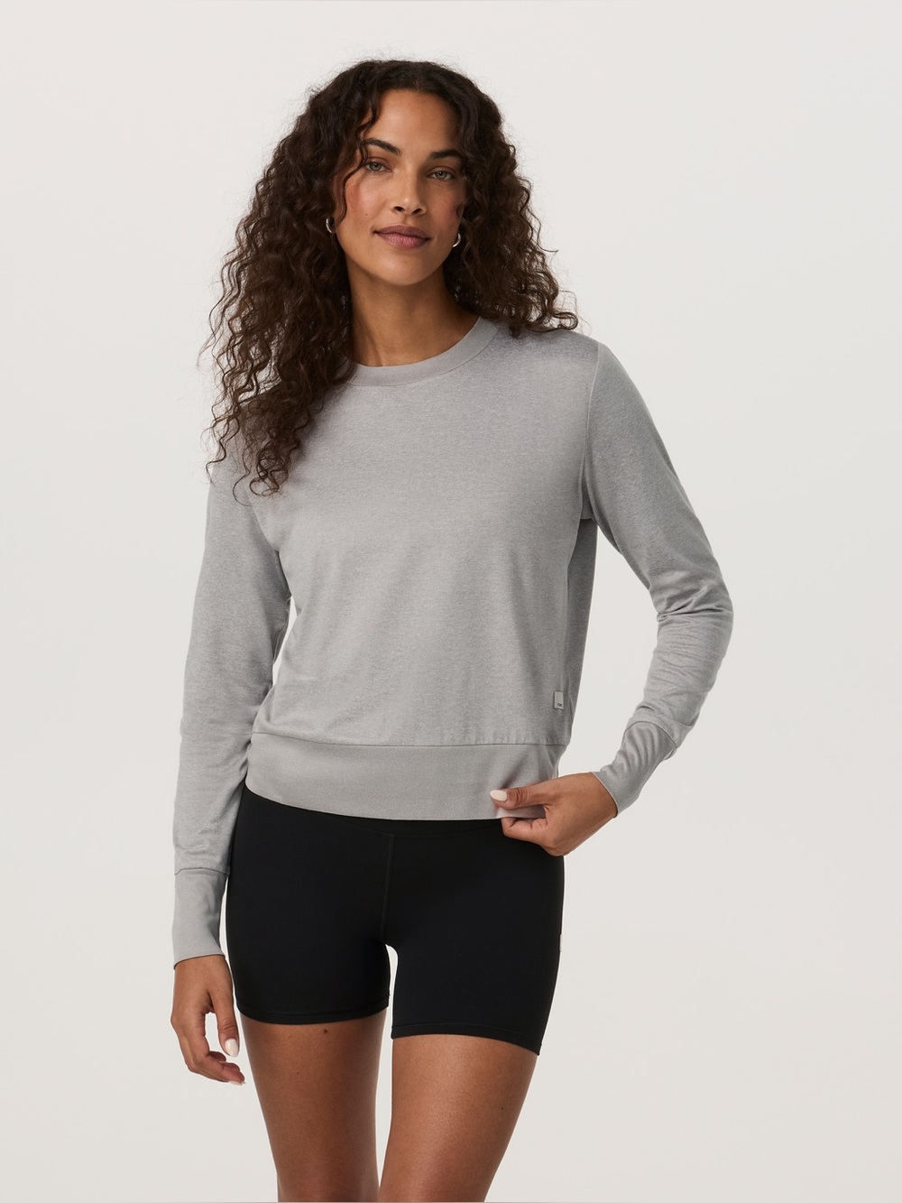 Vuori Daydream Crew in Light Heather Grey